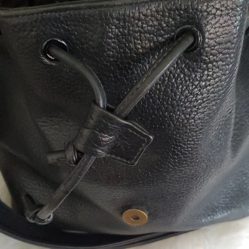 JG Hooks this sleek